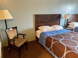 Super 8 by Wyndham Edmonton South