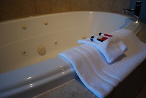 Super 8 by Wyndham Edmonton South