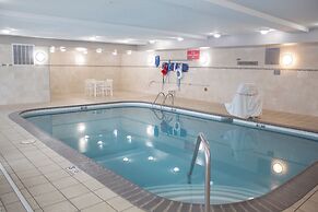 Country Inn & Suites by Radisson, Big Rapids, MI
