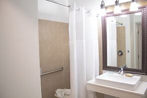 Country Inn & Suites by Radisson, Big Rapids, MI