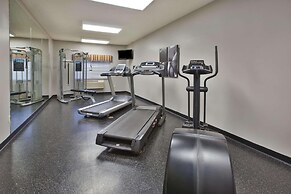 Country Inn & Suites by Radisson, Big Rapids, MI
