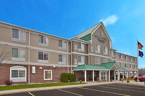 Country Inn & Suites by Radisson, Big Rapids, MI