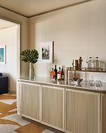 Four Seasons Hotel Miami