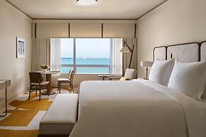 Four Seasons Hotel Miami