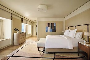 Four Seasons Hotel Miami