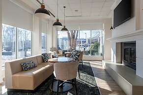 Hilton Garden Inn Auburn Lewiston Riverwatch
