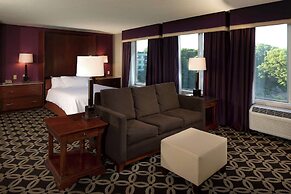 Hilton Garden Inn Auburn Riverwatch