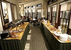 Lighthouse Inn At Aransas Bay