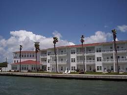 Lighthouse Inn At Aransas Bay