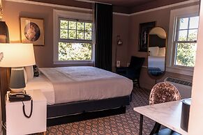 Columbia Gorge Hotel and Spa