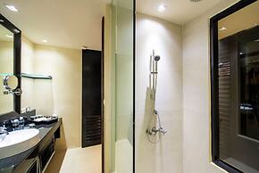 Impiana Beachfront Resort Patong, Phuket