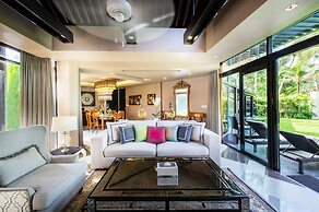 Impiana Beachfront Resort Patong, Phuket