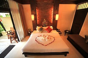 Impiana Beachfront Resort Patong, Phuket