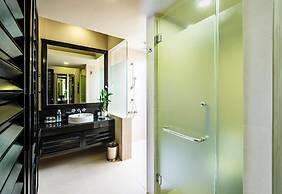 Impiana Beachfront Resort Patong, Phuket