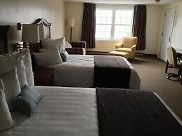 Holiday Hill Inn & Suites