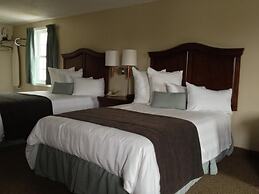 Holiday Hill Inn & Suites