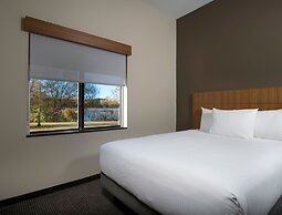 Hyatt Place Savannah Airport