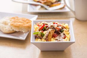 Hyatt Place Savannah Airport