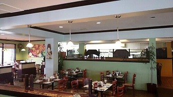Quality Hotel & Suites