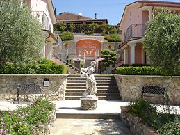 Hotel Ristorante Borgo La Tana