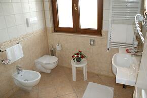 Hotel Ristorante Borgo La Tana