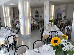 Hotel Ristorante Borgo La Tana