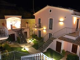 Hotel Ristorante Borgo La Tana
