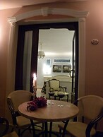 Hotel Ristorante Borgo La Tana