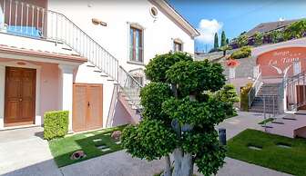 Hotel Ristorante Borgo La Tana