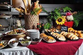 Playa Blanca Beach Resort - All Inclusive