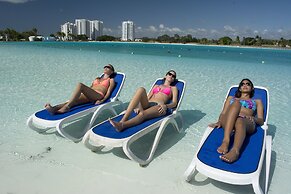 Playa Blanca Beach Resort - All Inclusive