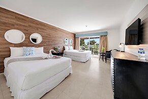 Playa Blanca Beach Resort - All Inclusive