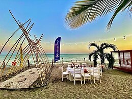 Playa Blanca Beach Resort - All Inclusive