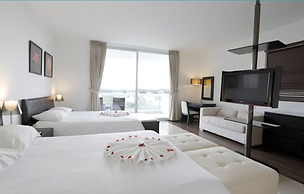 Playa Blanca Beach Resort - All Inclusive