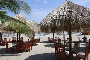 Playa Blanca Beach Resort - All Inclusive