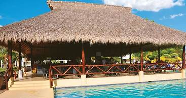 Playa Blanca Beach Resort - All Inclusive