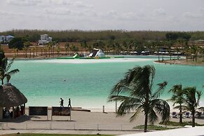 Playa Blanca Beach Resort - All Inclusive