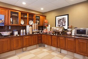 Hampton Inn & Suites Addison