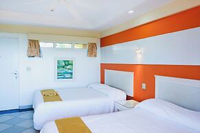 Las Olas Resort