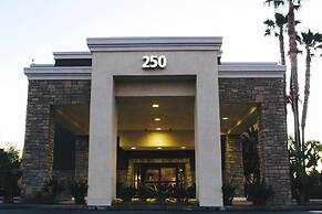 Best Western Plus Arrowhead Hotel