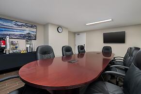 Hampton Inn & Suites Rockville Centre