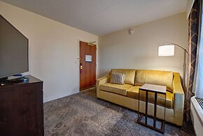 Hampton Inn & Suites Rockville Centre