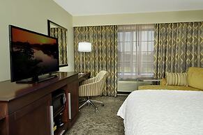 Hampton Inn & Suites Rockville Centre