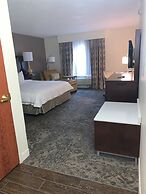 Hampton Inn & Suites Rockville Centre