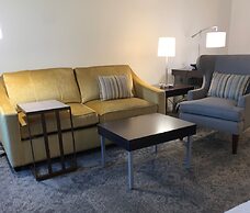 Hampton Inn & Suites Rockville Centre