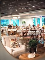 Villas By the Sea Resort & Conference Center