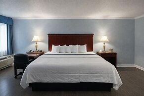 Quarters Inn and Suites