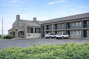 Quarters Inn and Suites
