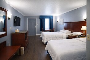Quarters Inn and Suites