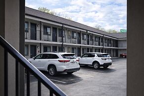 Quarters Inn and Suites